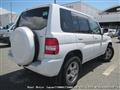 2003 Mitsubishi Pajero iO