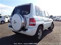 2000 Mitsubishi Pajero iO