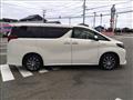 2015 Toyota Alphard Hybrid