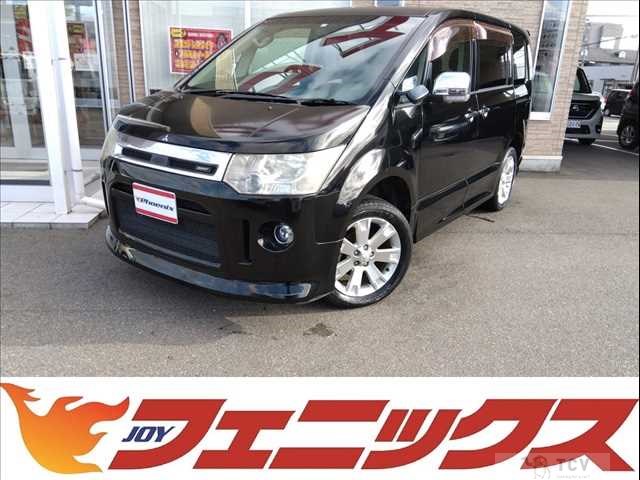 2012 Mitsubishi Delica D5