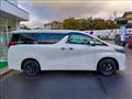 2018 Toyota Alphard Hybrid