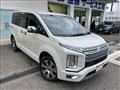 2019 Mitsubishi Delica D5