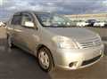 2004 Toyota Raum