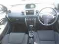 2004 Toyota IST